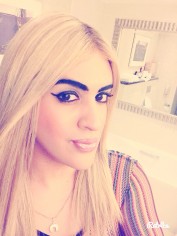 Hot top Shemale Monika in Dubai now